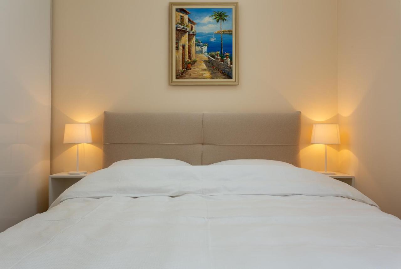 Gajo Deluxe Apartamento Trogir Exterior foto